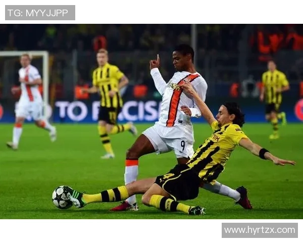 足球双子座球星盘点 突破赛场限制的风采与魅力